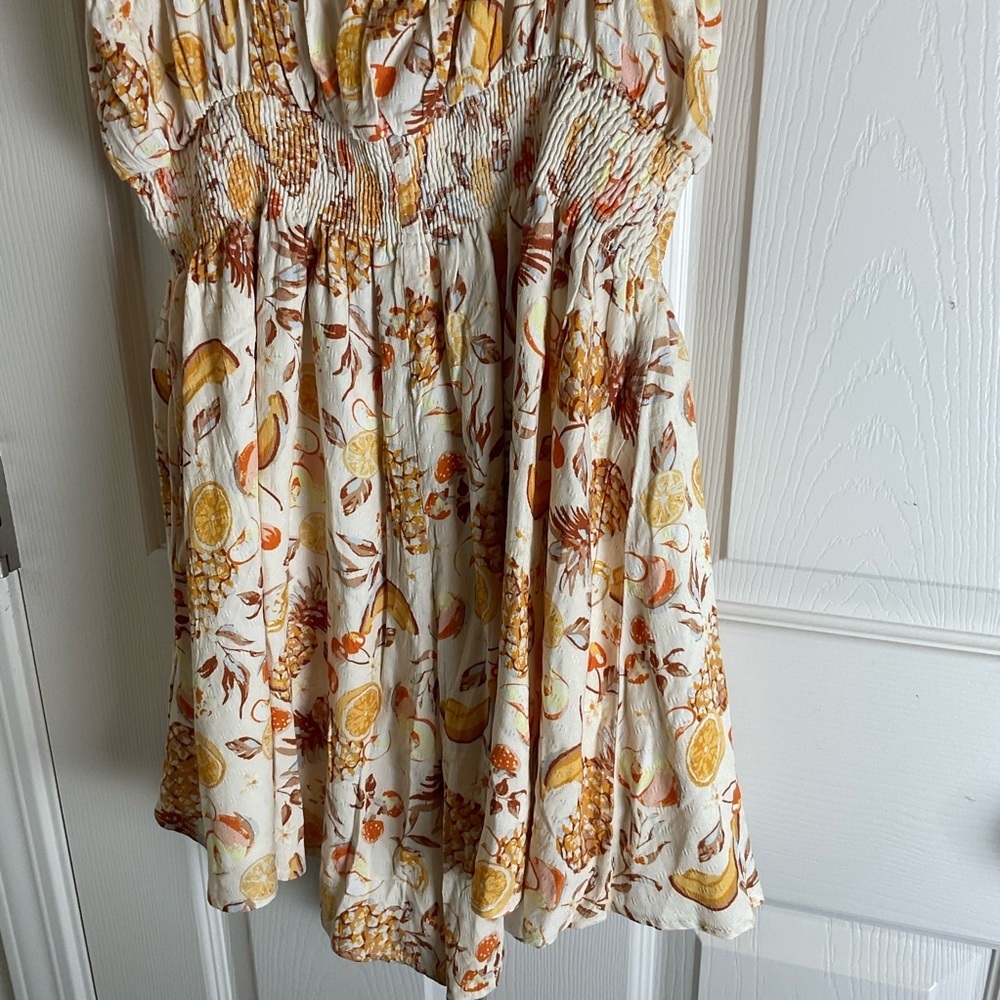 Fashion Nova Pina Coladas Romper Yellow Fruit Print NWT Size Large - Picture 7 of 10